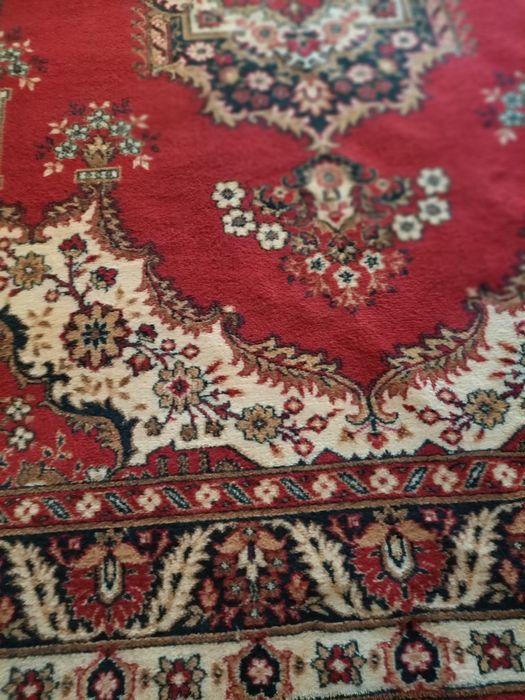 Продаю ковер 2-3 натуральный