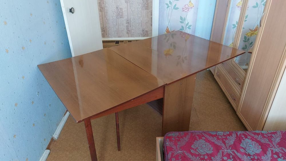 Продам стол советский трансформер