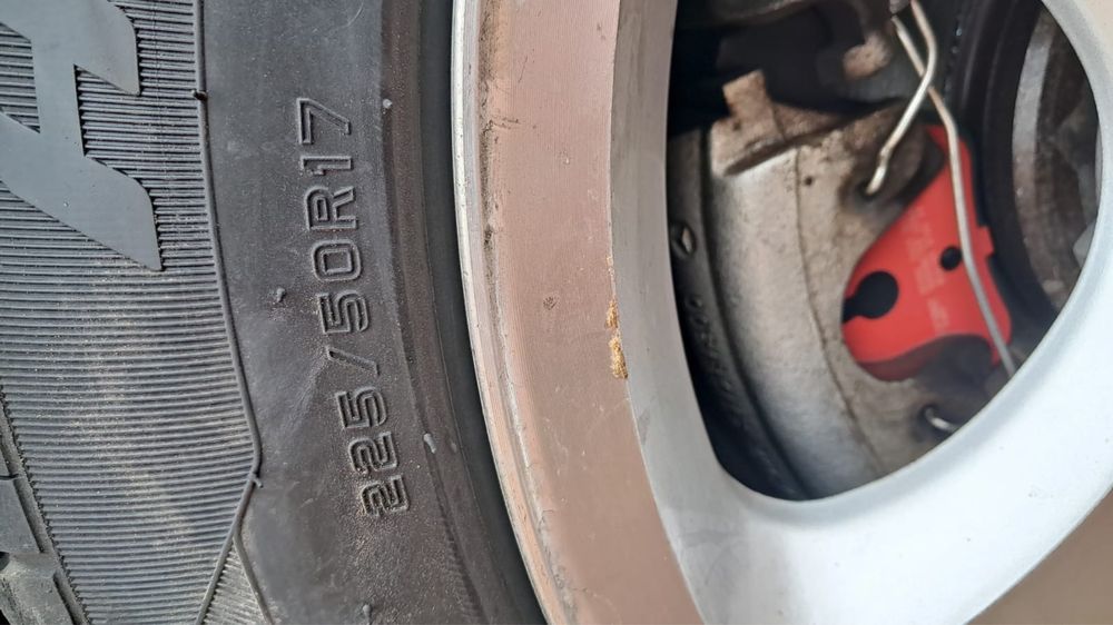 225 50 R17 летний комплект