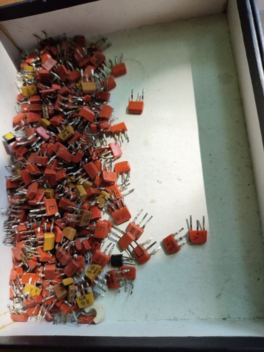 Электронные детали для микрсхем