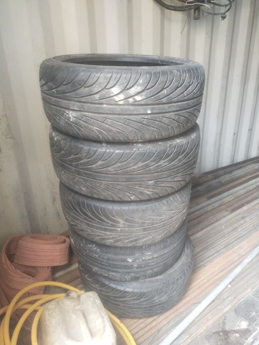 Продам резину низко профильная