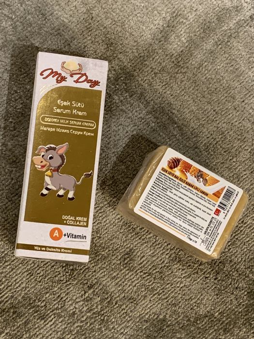 Козметичен комплект за лице с магарешко мляко