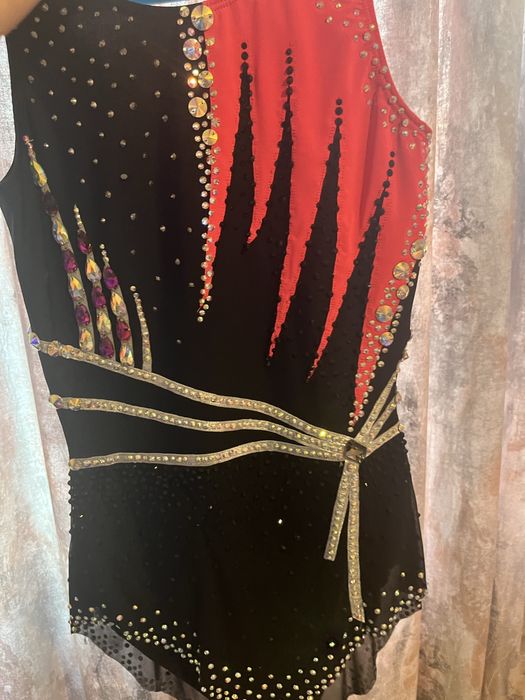 Трика за художествена гимнастика 146-152