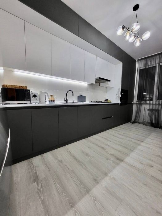 Продаётся квартира в ЖК Besh Chinor на Ул Махтумкули