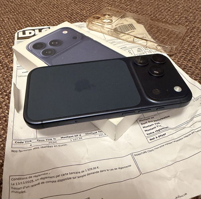 Iphone 17 Pro 256GB Blue 24м. ГАРАНЦИЯ ПОДАРЪК