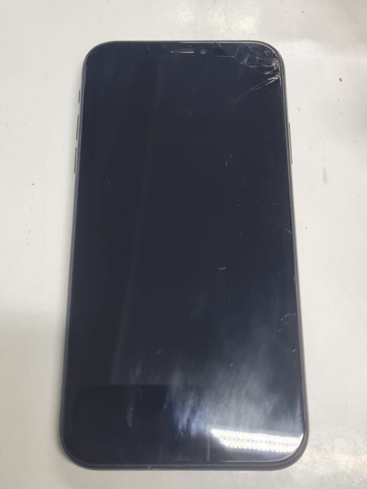 продам iphone XR