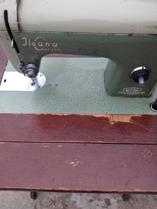 Masina de cusut ILEANA in stare perfecta de funcționare