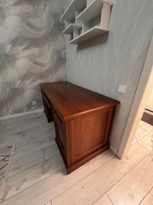 Рабочий и компьютерный стол