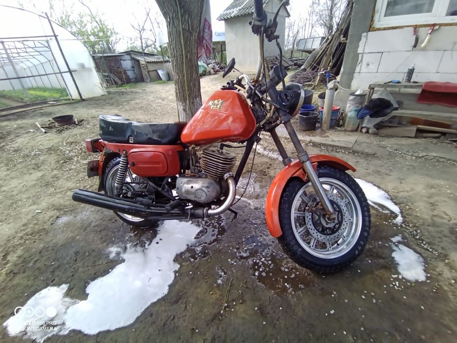 Voshod sport 175cc,15 cai vind sau schimb cu bicicleta electrica