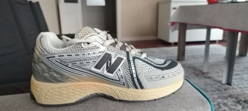 Кроссовки New balance 1906