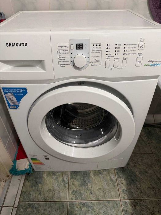 Продам стиральную машинку
