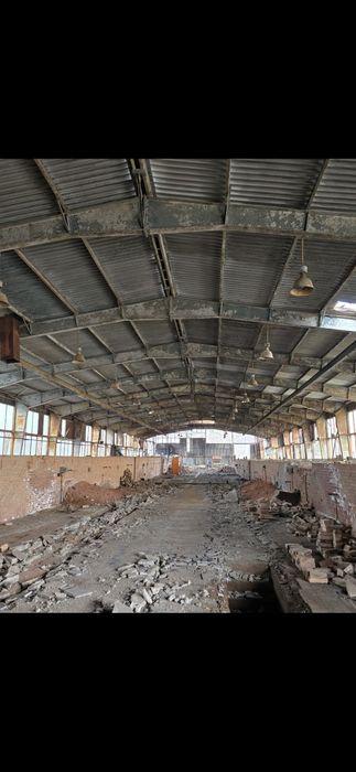 Завод в гр,Плачковци 36декара,6000кв халета 20евро с ддс на квадрат