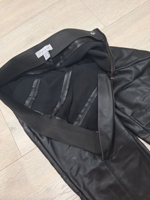 Pantaloni imitație piele