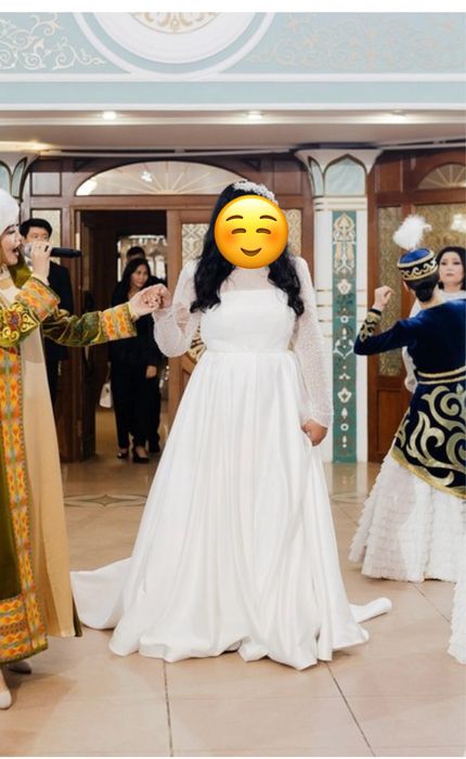 Продам свадебное платье 54 размер