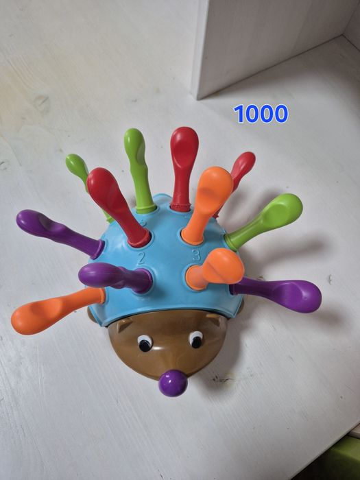 Развивающие игрушки продам