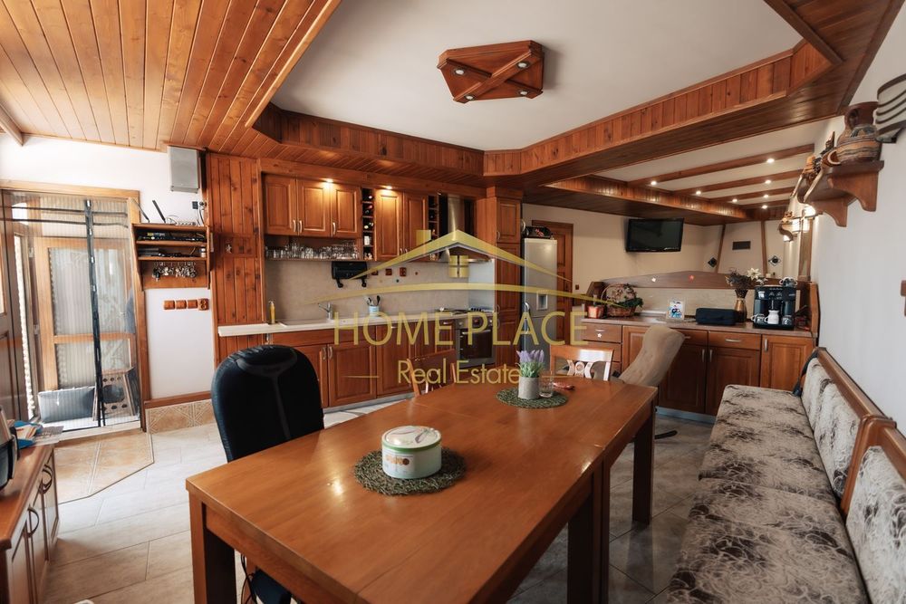 Имот с изключителен потенциал. Три разработени бизнеса!