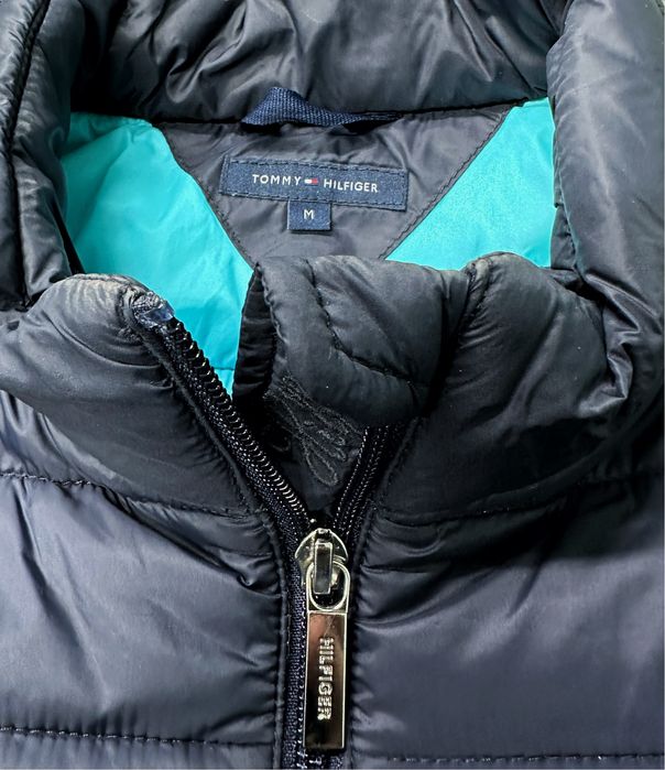 Tommy Hilfiger дамско олекотено зимнояке, размер М