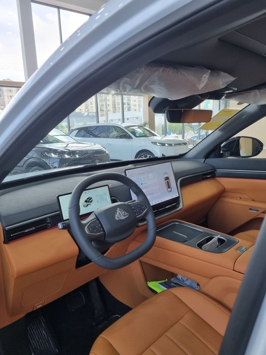 Dongfeng 008 Restaling Rasmiy diller

3yillik, 100.000probeggacha rasm