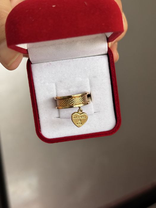 Золотое кольцо тиффани