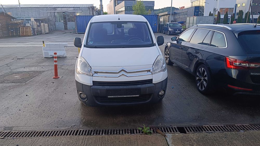 Autoutilitara Citroen Berlingo 2012