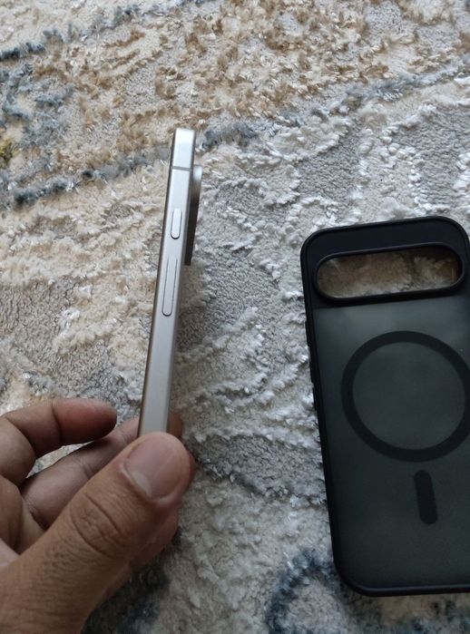 Google Pixel 9 white
