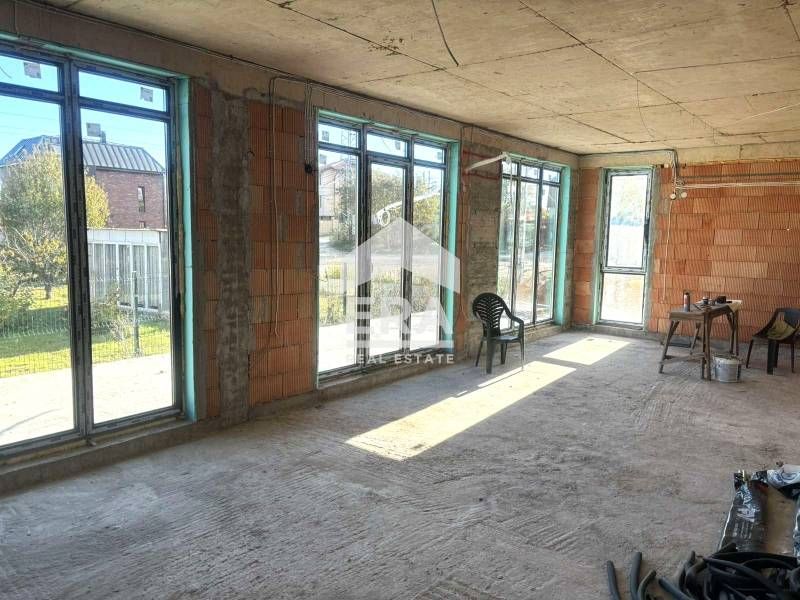 Продава се  в Варна, м-т Траката -  кв.м за 0 €/ - Снимка #2