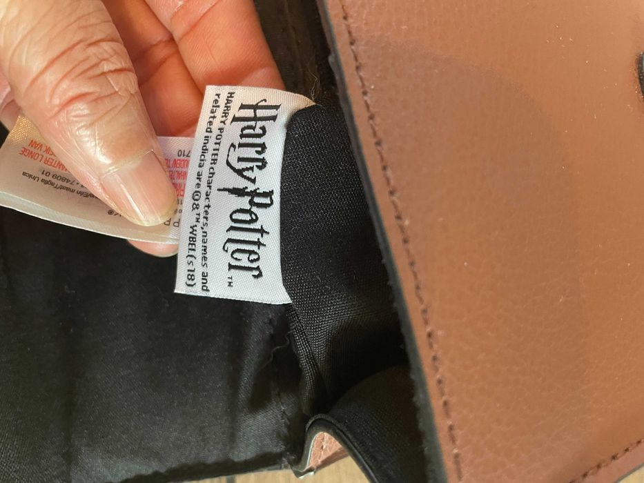 Продавам дамска чанта на  Harry Potter