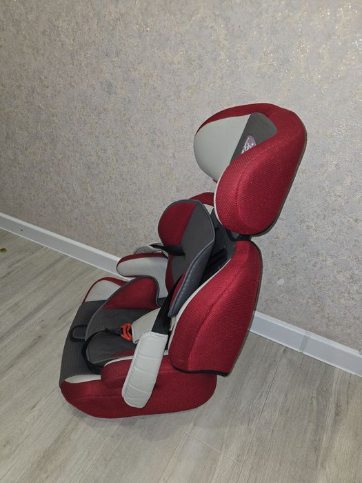 Продам детское автокресло