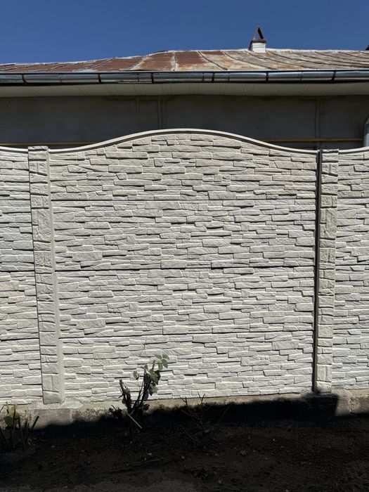 Garduri din beton prefabricat – Moreni