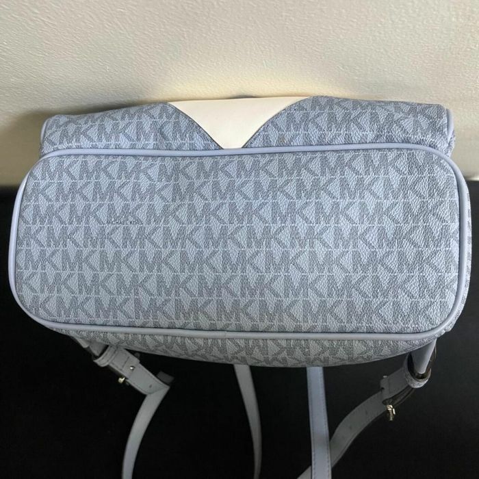 Michael Kors Silver & Blue Backpack
MP-14297-BP-13