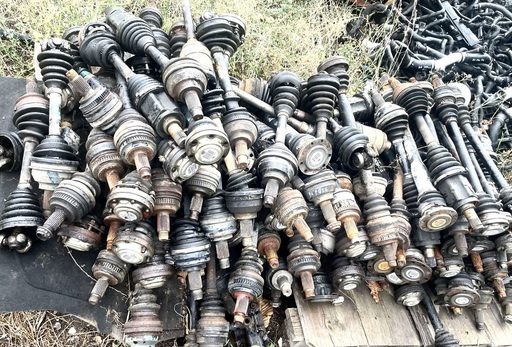 Задни и предни полуоски за всякакви бмв-та до 2010г