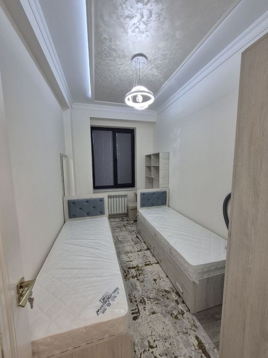 Яккасарой кушбеги навастройка 3 хонали квартира арендага берилади