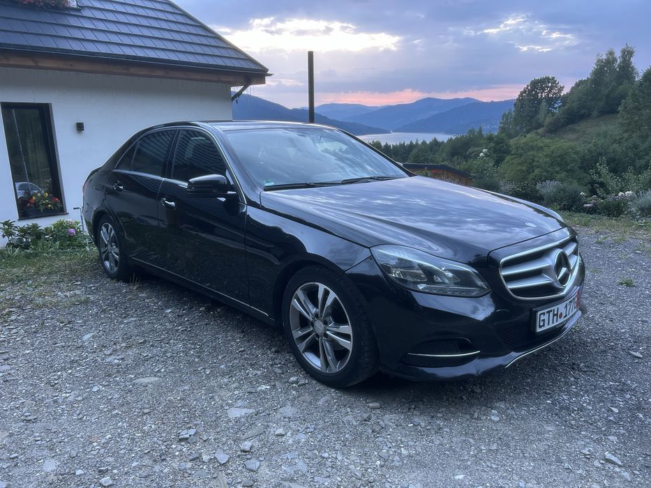 Mercedes E200 impecabil recent adus
