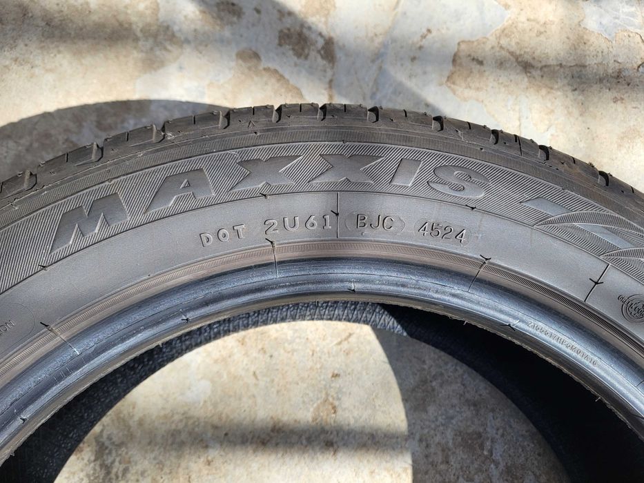 Летни гуми Maxxis 215 55 17 -4 бр.