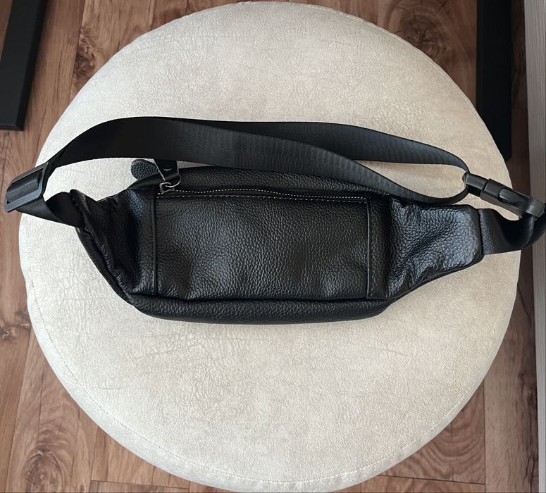Кожаная сумка на пояс