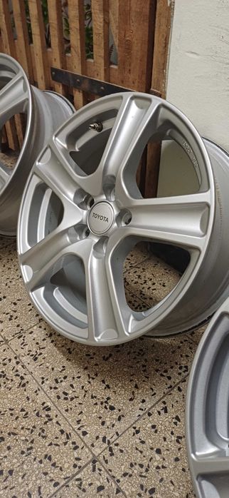 Джанти Тойота Приус Ярис Версо С Авенсис Toyota Prius VersoS Yaris