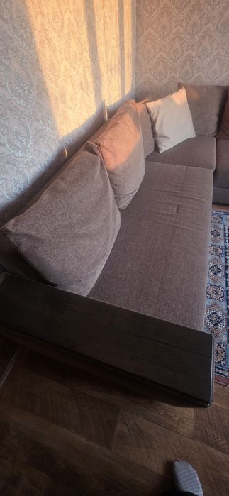 Диван угловой, большой