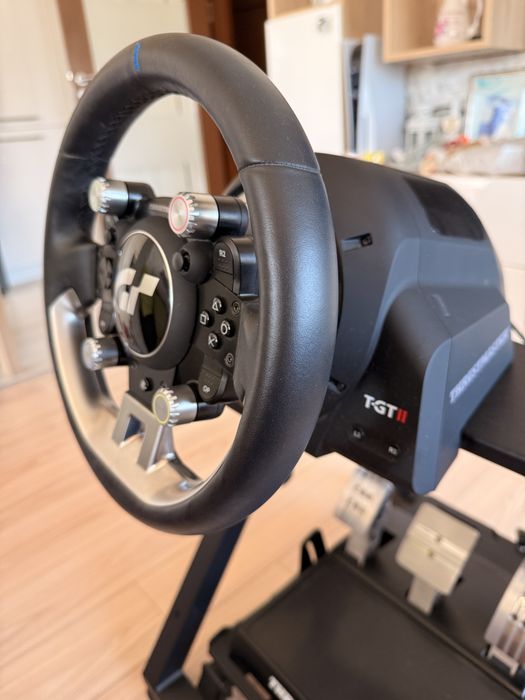 Thrustmaster T-GT II + Next Level Racing Wheel Stand 2.0 – сим рейсинг комплект
