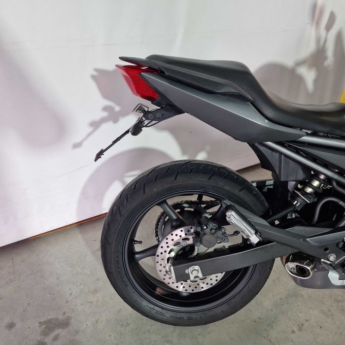 Motocicleta Yamaha XJ6 | Y05364 | motomus.ro