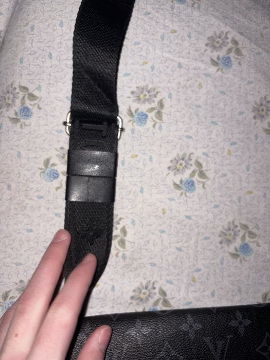 Borsetă Louis Vitton