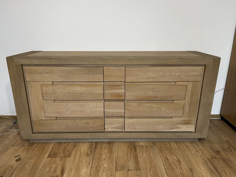 Comodă stejar, finisaje premium