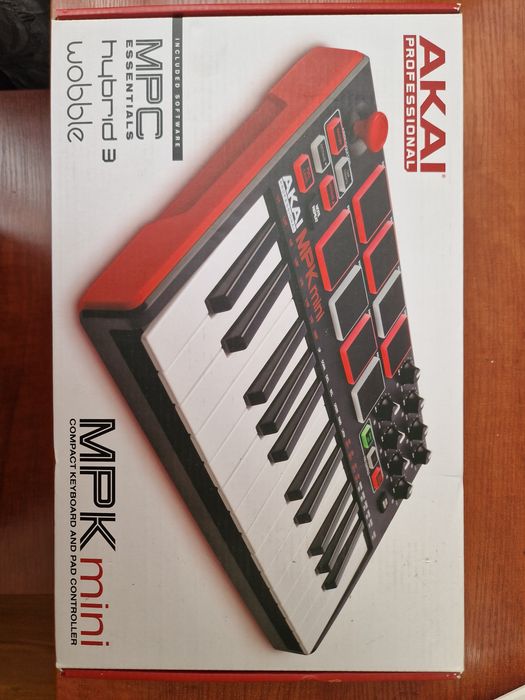 Midi-контроллер, Миди-клавиатура AKAI PRO MPK MINI MK2