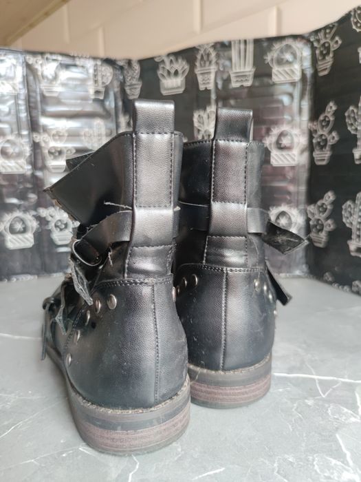 Боти Bata 39 еко кожа