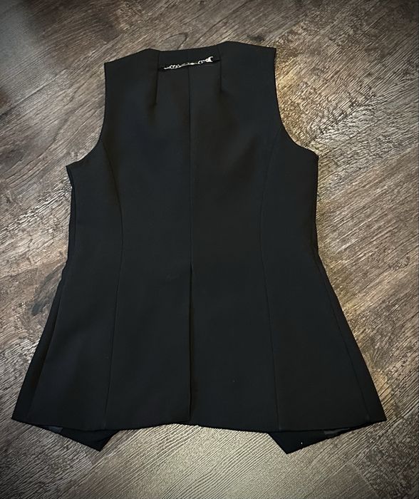 Сет от две части - елек и пола