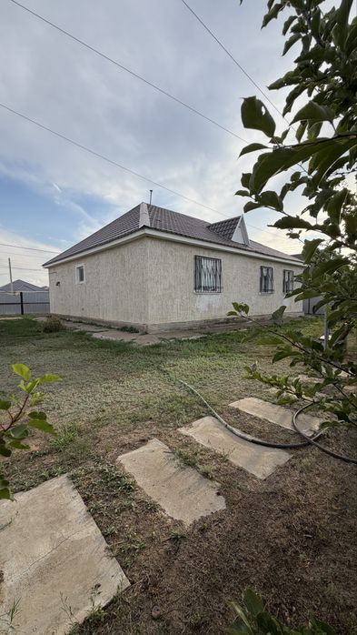 Продается дом 8 сотками земли