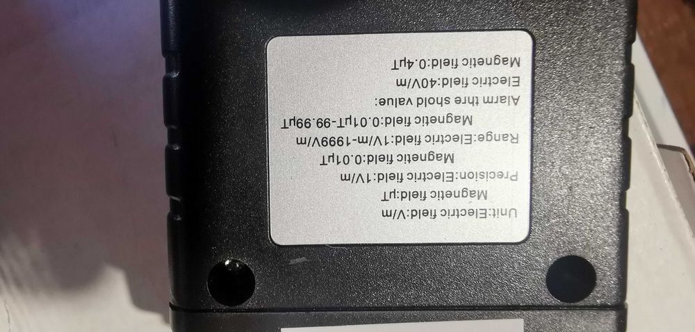 EMF тестер дигитален