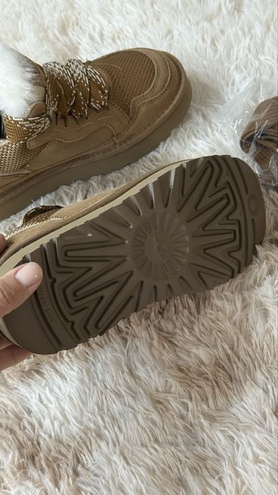 Кроссовки UGG новые