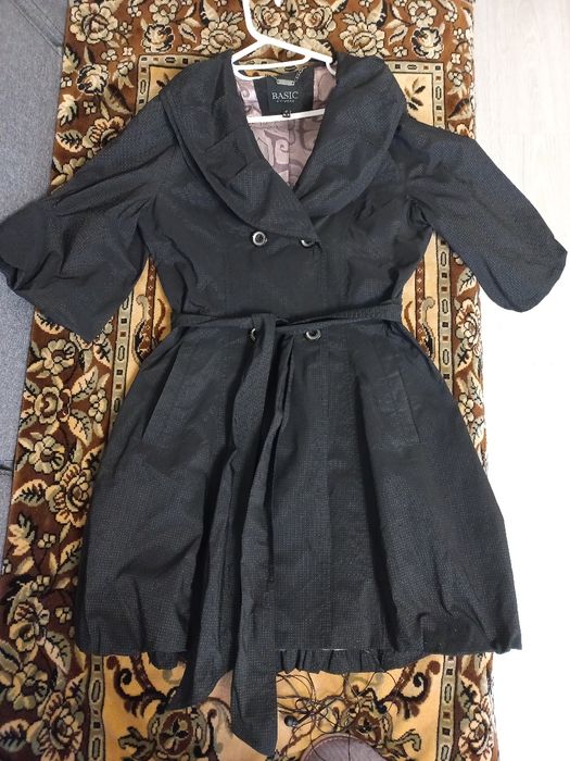 Плащ женский  стильный