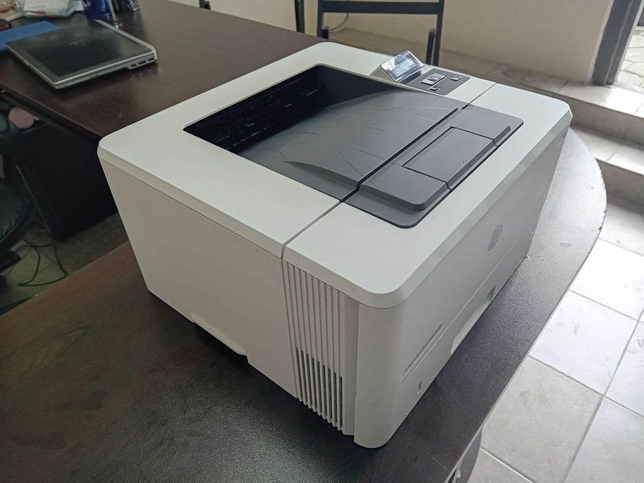 Като нов!!! Лазерен принтер HP Lasrjet Pro M 402 d с дуплекс