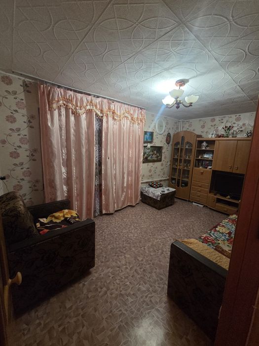 Сдаю квартиру 2х комнатная с гаражом и огородом